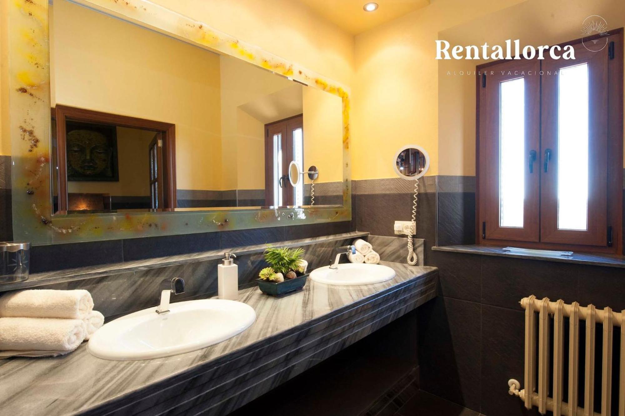 Corem By Rentallorca Country house
