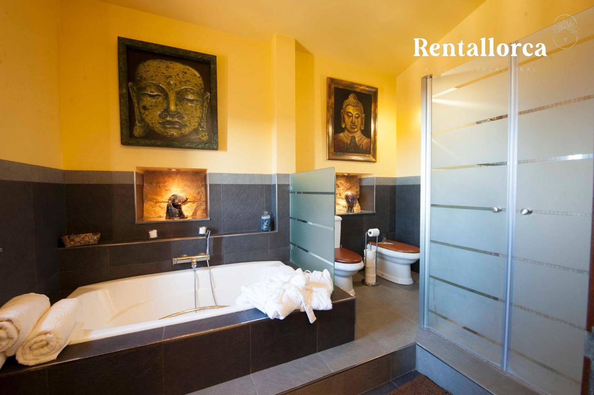 Corem By Rentallorca Landhaus *